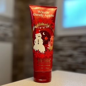 NEW Bath & Body Works Winter Candy Apple Moisturizer